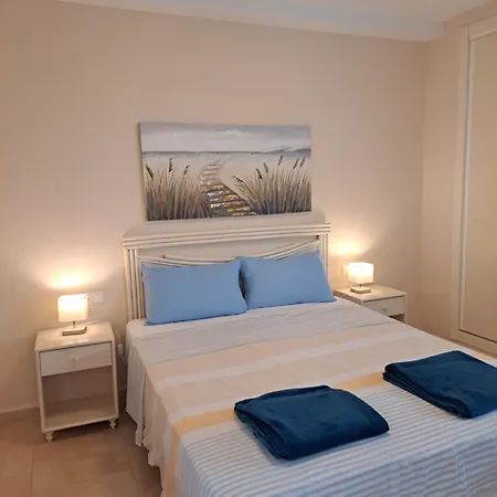 Esmeralda Seaview-suites Apartamento *