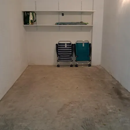 아파트 Esmeralda Seaview-suites *