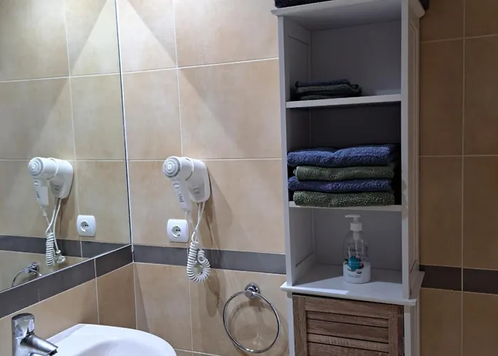 Esmeralda Seaview-suites 아파트 *